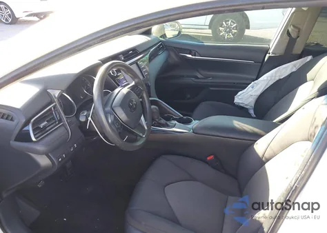 2019 Toyota Camry Le from USA, damaged, VIN 4T1B11HK6KU804330